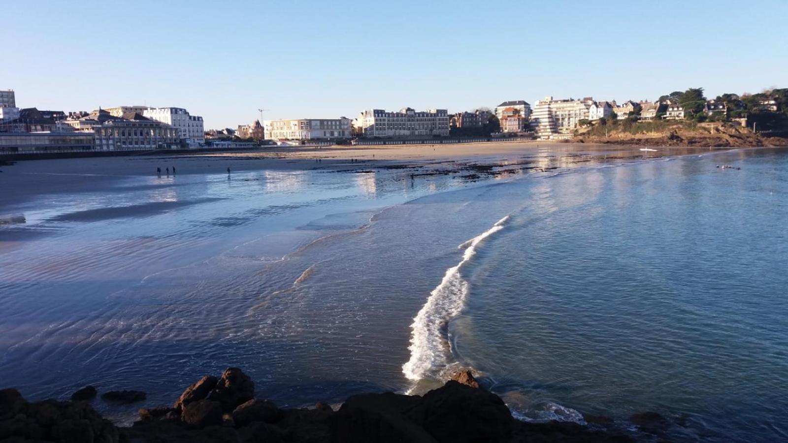 Loft Atypique Hyper Centre A 5Mn A Pied De La Plage De L'Ecluse 2 A 8 Personnes دينار المظهر الخارجي الصورة